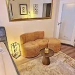 Wunderflunder - Modern, Stilvoll Und Durchdacht - Abc599 Apartment *