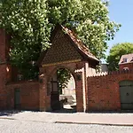 Apartment Wunderflunder - Modern, Stilvoll Und Durchdacht - Abc599 *